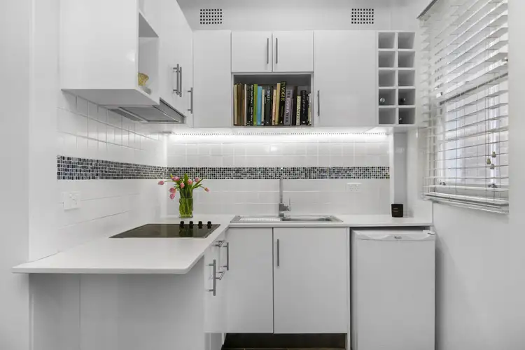 Second view of Homely studio listing, 41/3 Crick Avenue, Elizabeth Bay NSW 2011