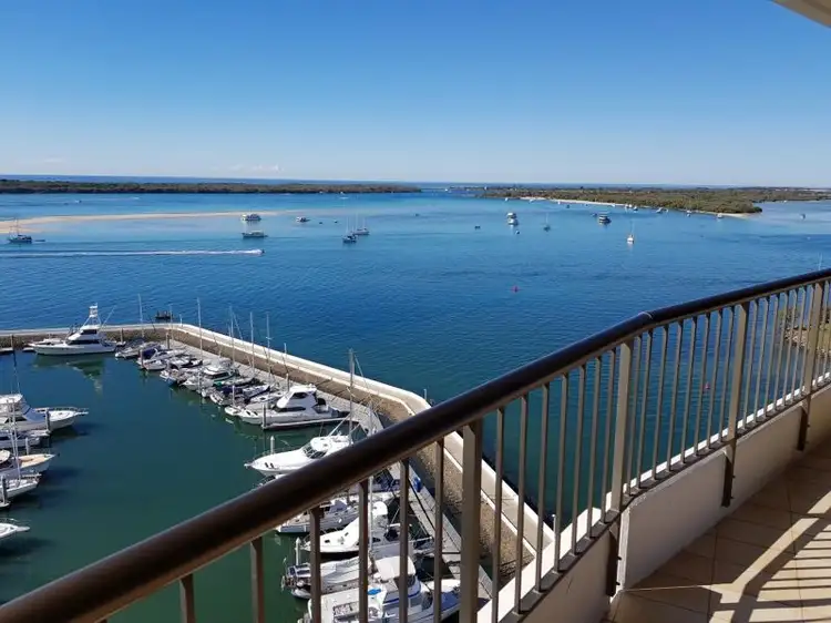 42/17 Bayview Street, Runaway Bay QLD 4216