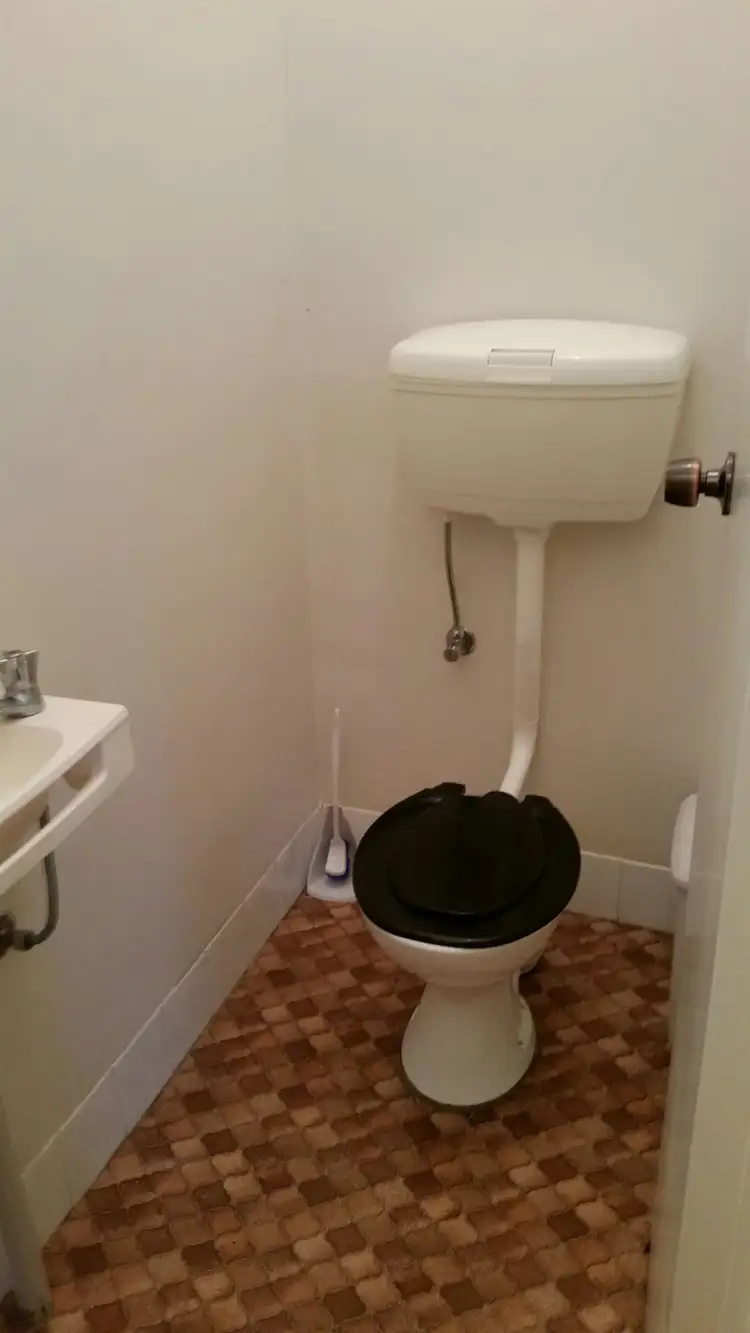 Fifth view of Homely other listing, 17 Elizabeth Street, Mount Gambier SA 5290