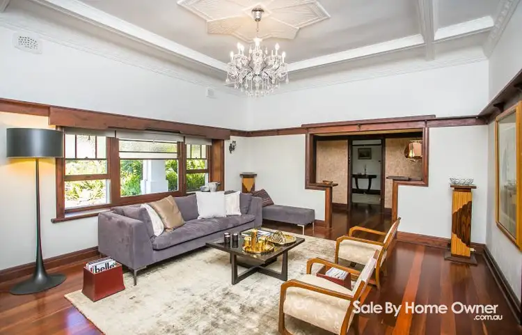 9 Melrose Crescent, Menora WA 6050