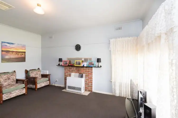 Fifth view of Homely house listing, 28 Young Street, Horsham VIC 3400