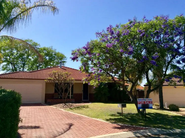 5 Shene Court, Carramar WA 6031