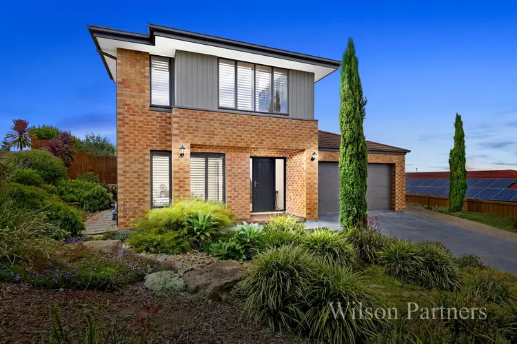 34 Carmelo Court, Hidden Valley VIC 3756