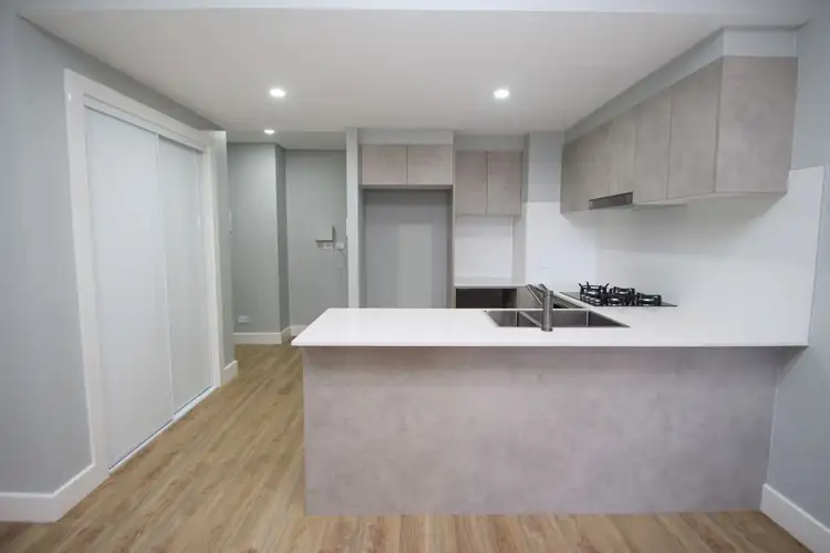 Fifth view of Homely apartment listing, 102/29-31 Laman Street, Cooks Hill NSW 2300