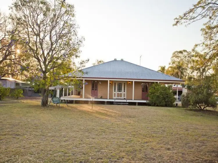 8 Claydon Street, Chinchilla QLD 4413