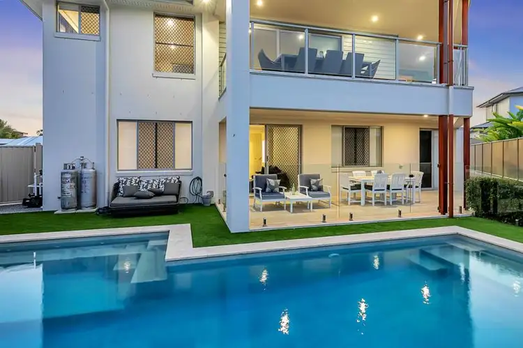 4 Hideaway Court, Thornlands QLD 4164