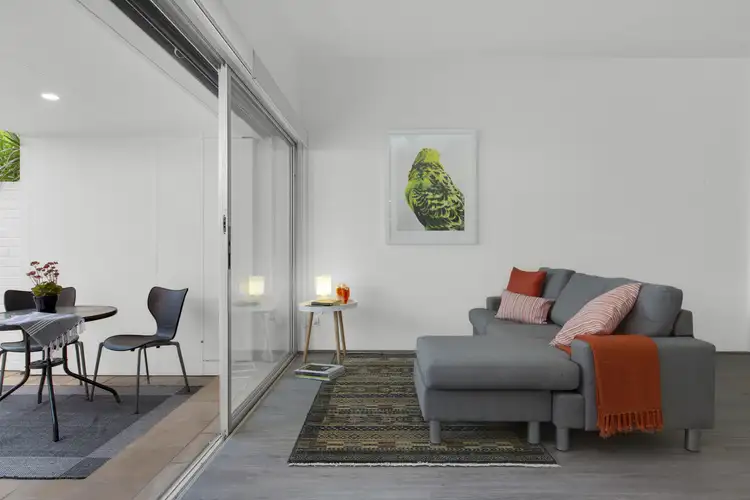 Third view of Homely studio listing, 29/40 Victoria Street, Potts Point NSW 2011