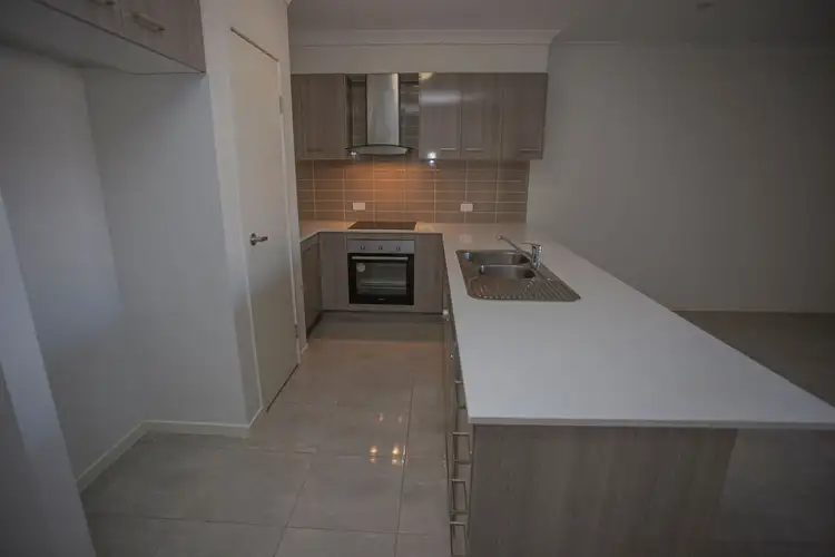 Fifth view of Homely block of units listing, 1, 2, 3 & 4/13 Dudley St, Chinchilla QLD 4413