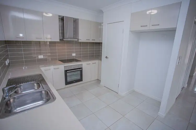 Fifth view of Homely block of units listing, 1, 2, 3 & 4/15 Dudley St, Chinchilla QLD 4413