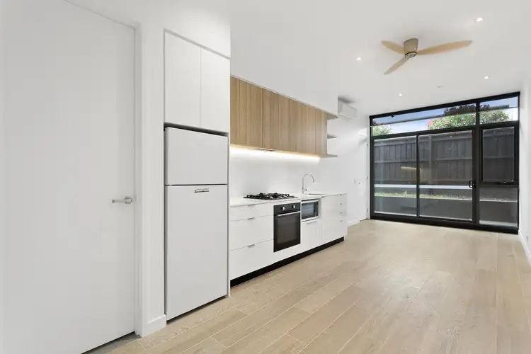 Main view of Homely apartment listing, 2/2a Como Street, Alphington VIC 3078