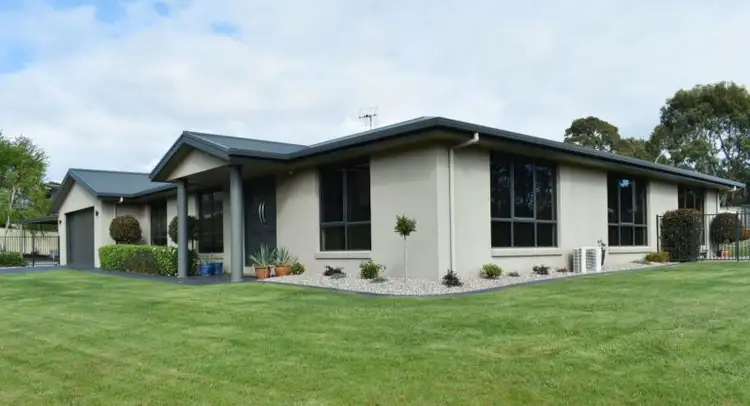 2 Platinum Drive, Park Grove TAS 7320