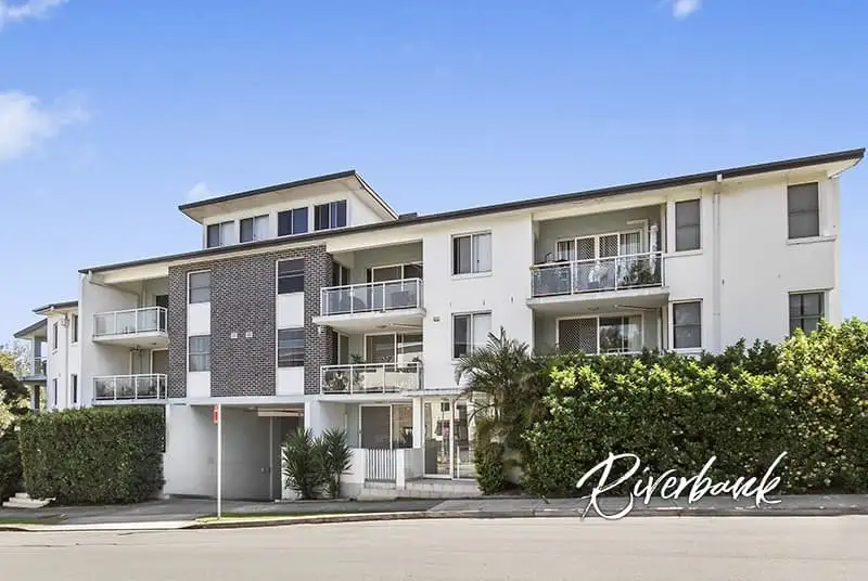 Main view of Homely unit listing, 10/124 Driftway Drive, Pemulwuy NSW 2145