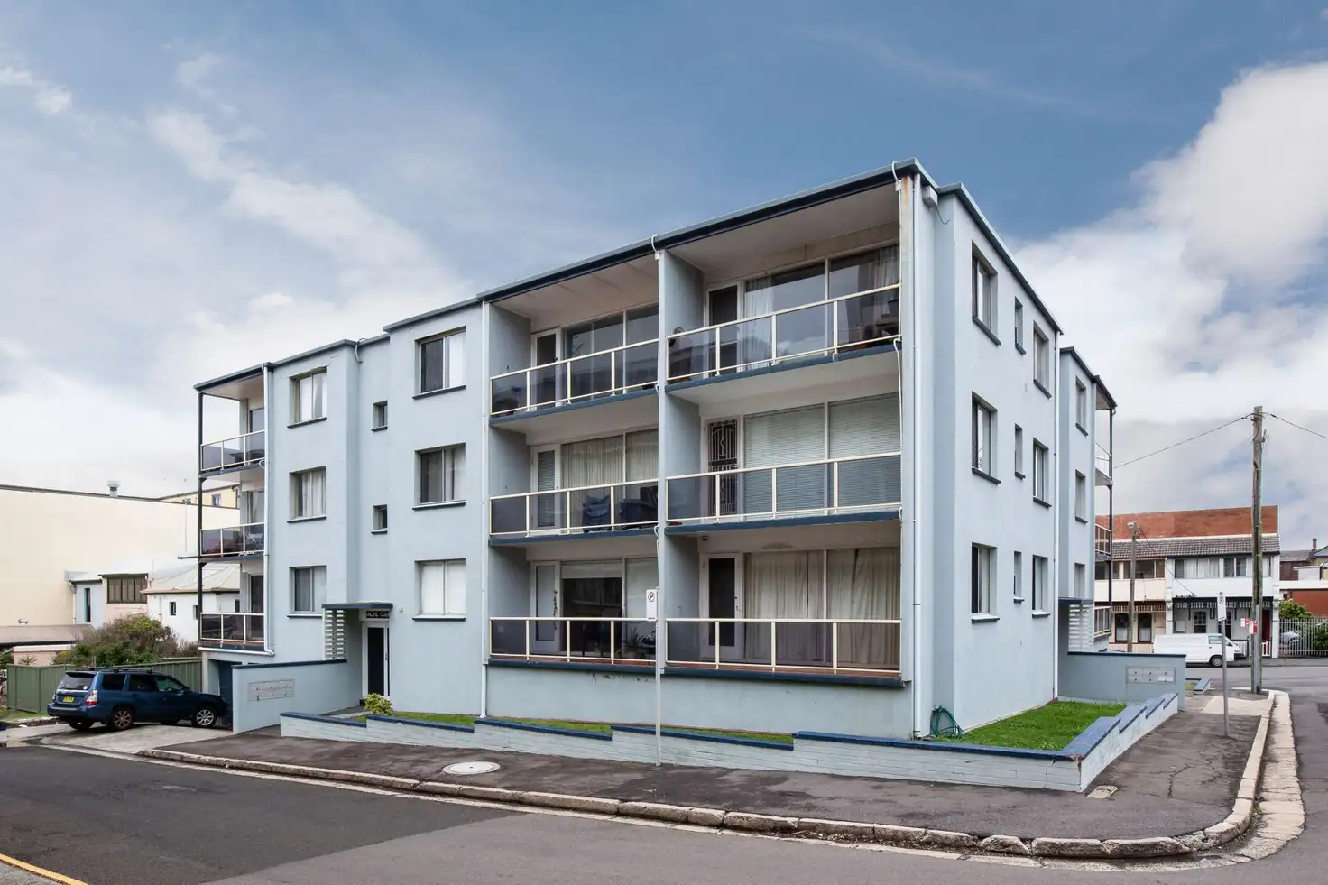 Main view of Homely unit listing, 2/5 Scott Street, Newcastle East NSW 2300