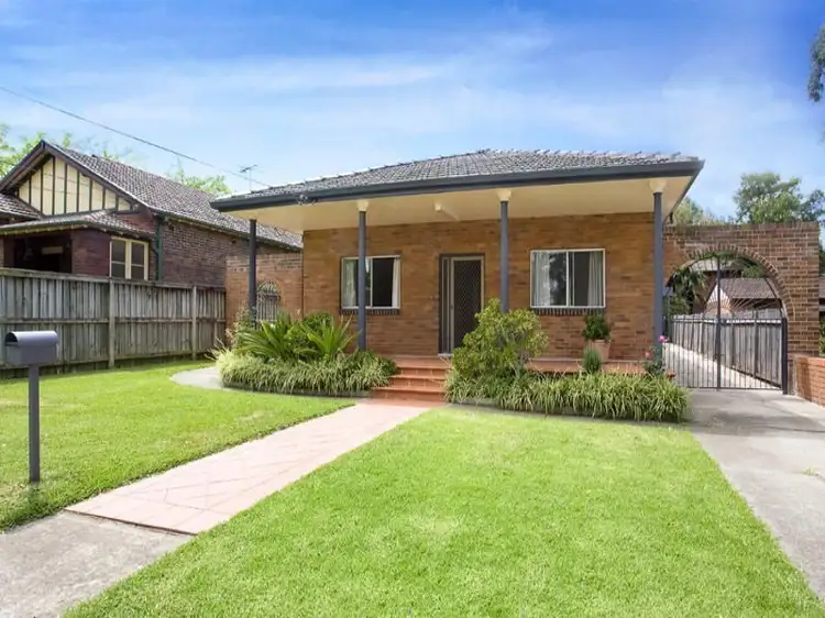 194 Croydon Avenue, Croydon Park NSW 2133