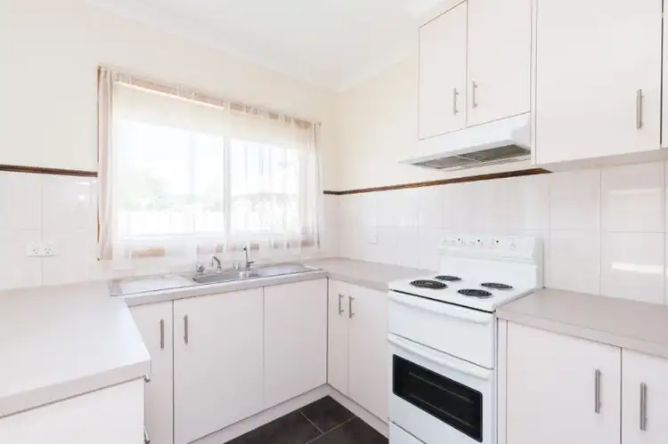 Fourth view of Homely unit listing, 2/13 McPherson Street, Horsham VIC 3400