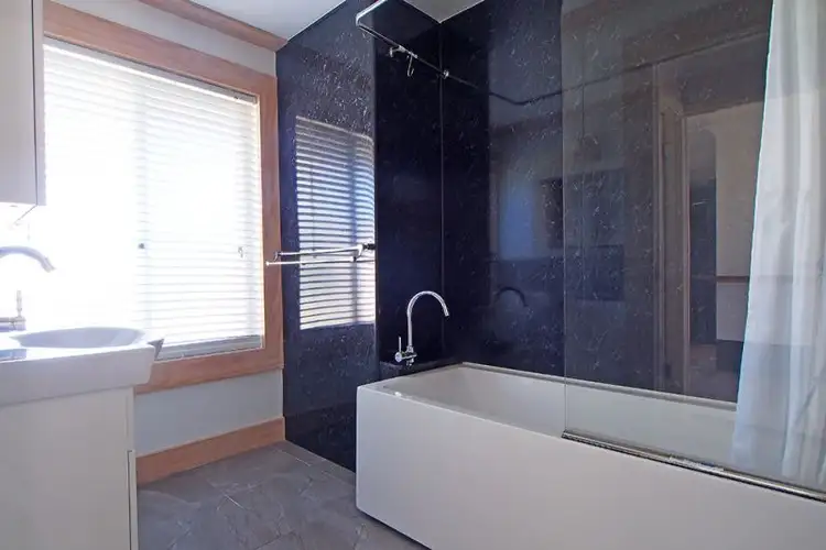 Fourth view of Homely house listing, 16 Baxter Court, Arundel QLD 4214