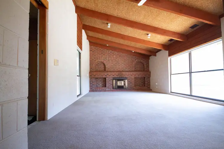 Second view of Homely house listing, 6 Molesworth road, Kangaroo Flat VIC 3555