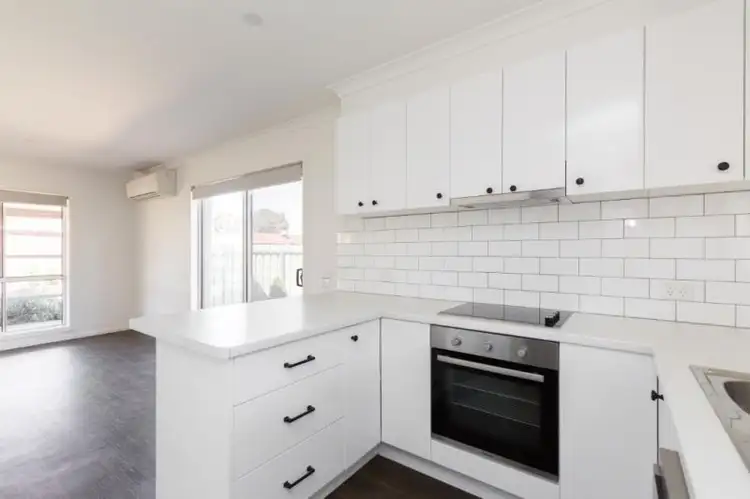 Fourth view of Homely unit listing, 4/8 Robinson Street, Horsham VIC 3400