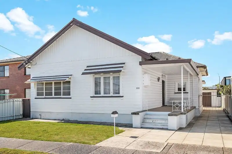 Main view of Homely house listing, 220 Kemp Street, Hamilton South NSW 2303