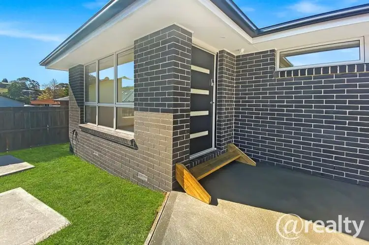 2/34 Erebus Street, Warrane TAS 7018
