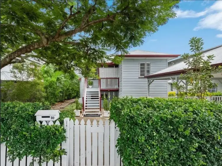 10 Ormonde Road, Yeronga QLD 4104
