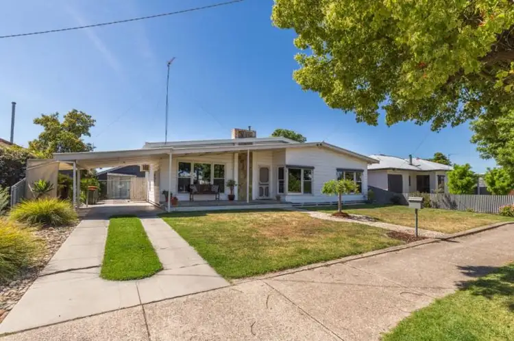 7 Olympic Street, Horsham VIC 3400