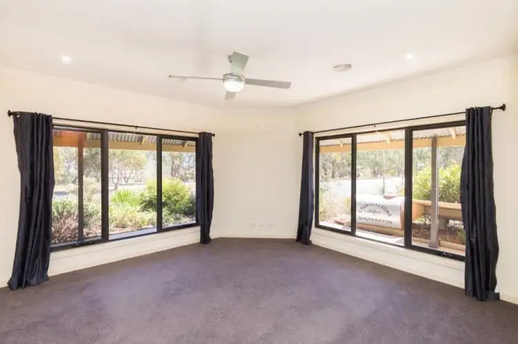 Fifth view of Homely house listing, 71 Mardon Drive, Horsham VIC 3400