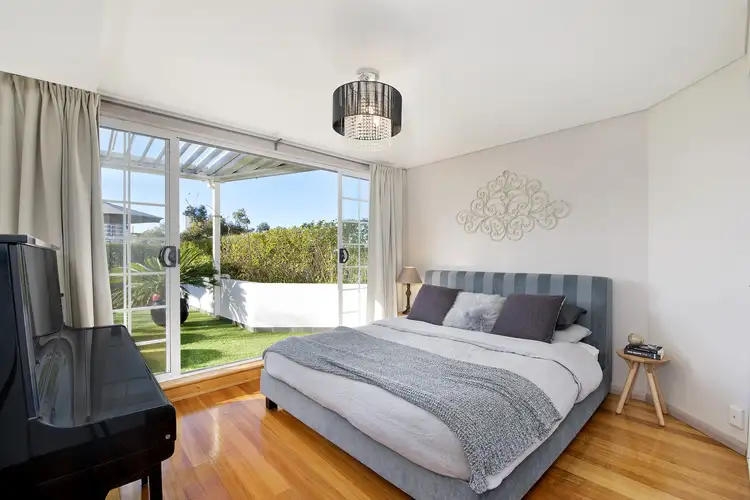 11/27-29 Sturdee Parade, Dee Why NSW 2099
