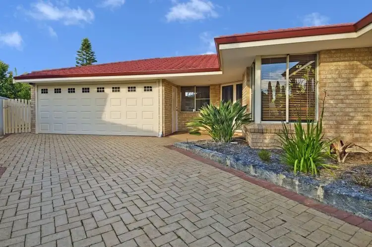 18 The Esplanade, Ballajura WA 6066