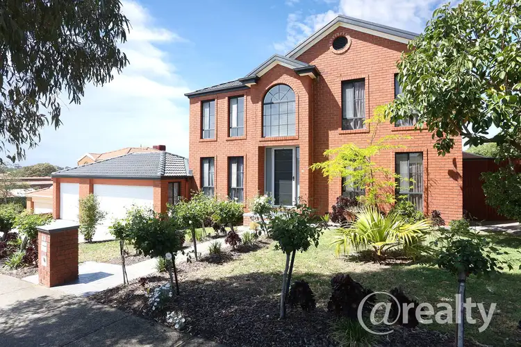 32 Symon Crescent, Greensborough VIC 3088