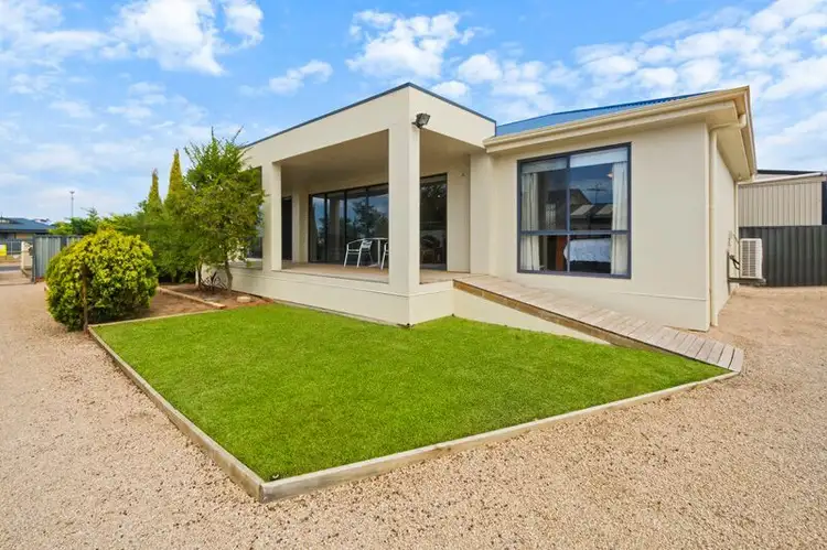 6 Lady Doris Drive, Port Vincent SA 5581