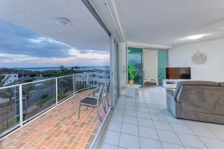 25/19 Memorial Avenue, Maroochydore QLD 4558