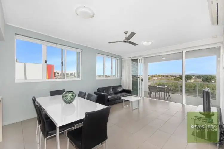 Third view of Homely apartment listing, 27/2-4 Kingsway Place, Townsville City QLD 4810