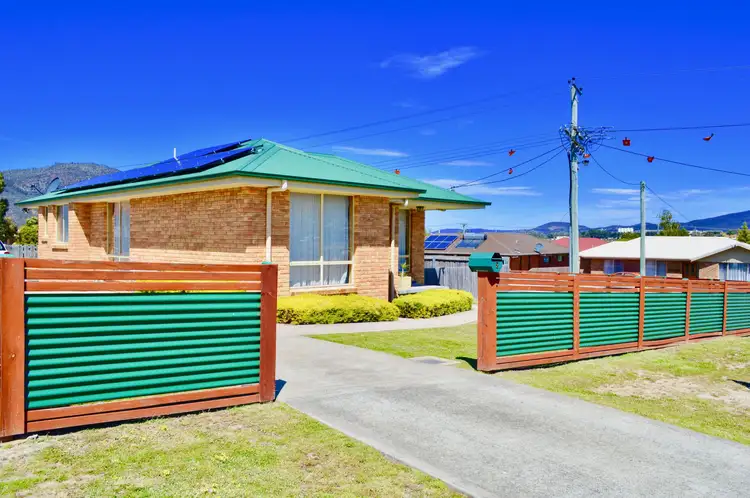 2 Henty Close, Old Beach TAS 7017
