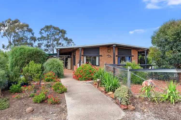 521 Aldridges Road, Neilborough VIC 3570
