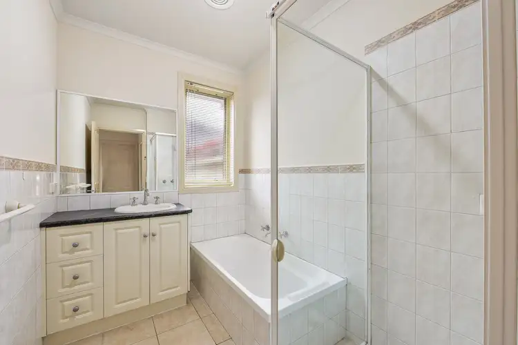 Fourth view of Homely unit listing, 1/10 Stamford Crescent, Rowville VIC 3178