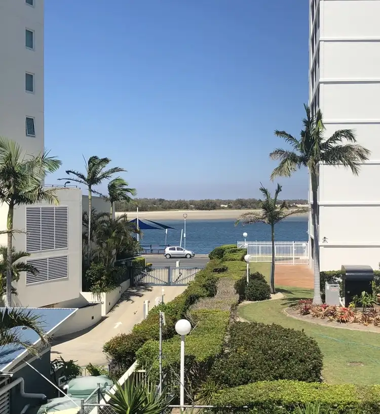 8/27 Labrador St, Labrador QLD 4215