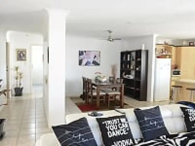 Sixth view of Homely villa listing, 14/107 Arundel Drive, Arundel QLD 4214