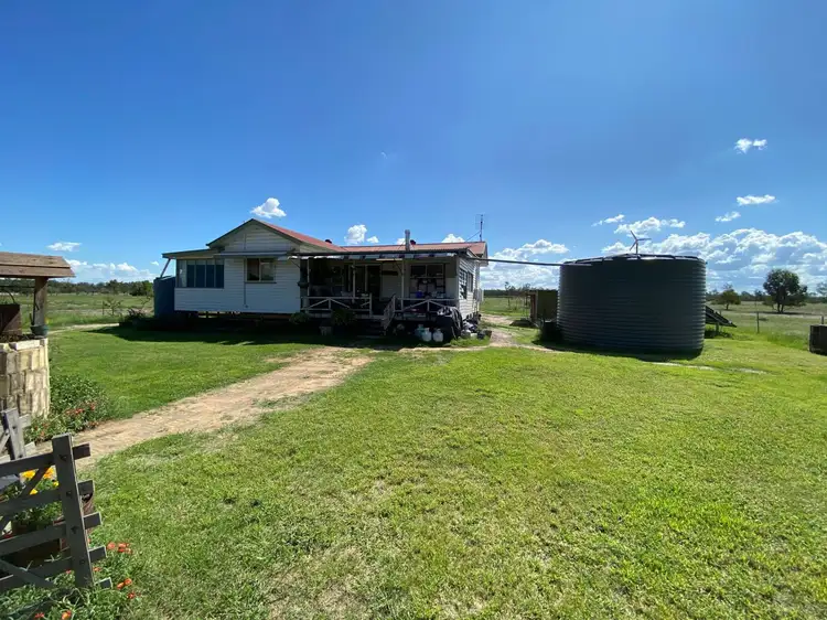 729 Davies Road, Chinchilla QLD 4413
