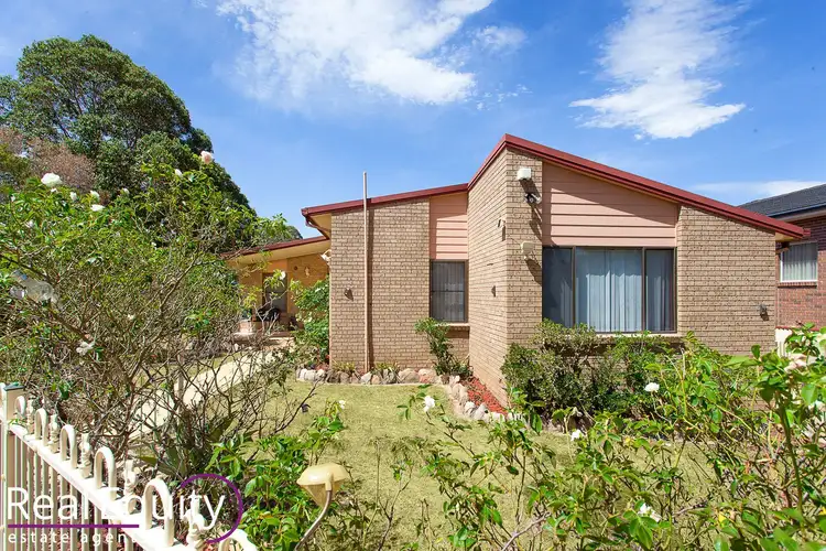 1 Sabre Crescent, Holsworthy NSW 2173