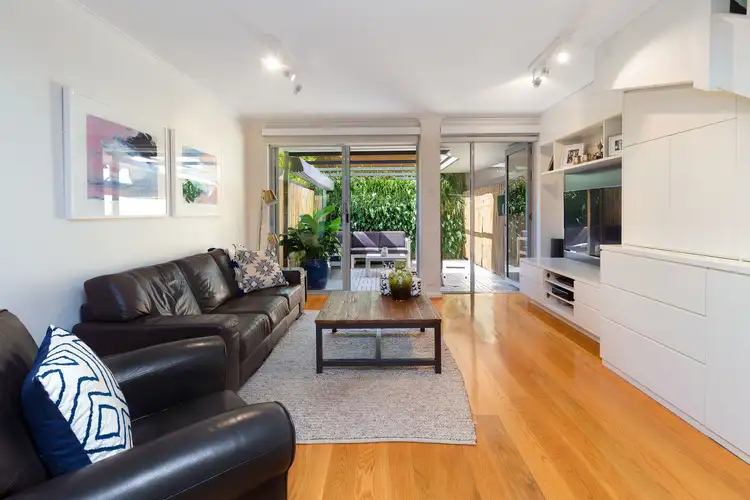 Main view of Homely apartment listing, 2/5-11 Boundary Street, Rushcutters Bay NSW 2011