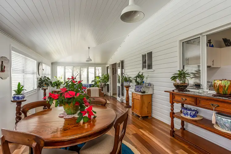 121 Hood Road, Veteran QLD 4570