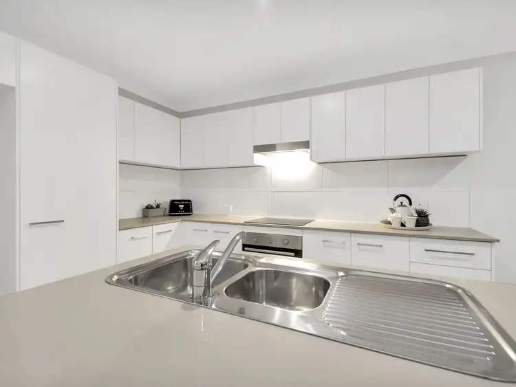 Fifth view of Homely semi-detached listing, 2/17 Blackbird Street, Beenleigh QLD 4207