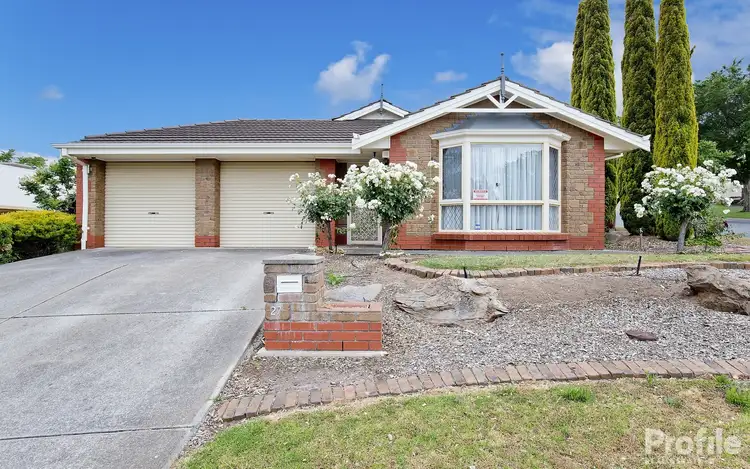 27 Pinewood Court, Golden Grove SA 5125
