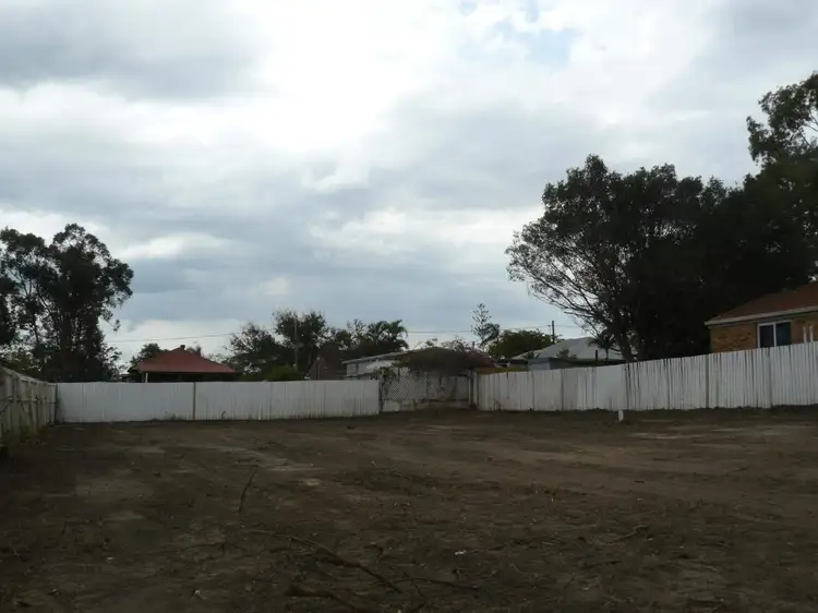 39 Rookwood Avenue, Coopers Plains QLD 4108