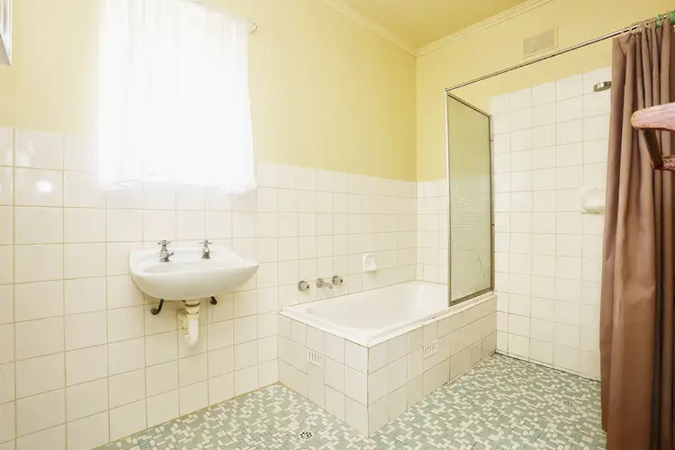 Fifth view of Homely house listing, 4 Hender Avenue, Port Noarlunga SA 5167