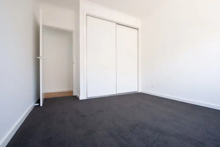 Fifth view of Homely house listing, 68 Waterlink Esp, Horsham VIC 3400
