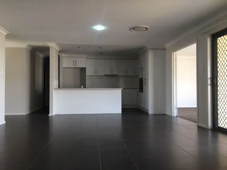 Sixth view of Homely house listing, 28 Sommerfeld Crescent, Chinchilla QLD 4413