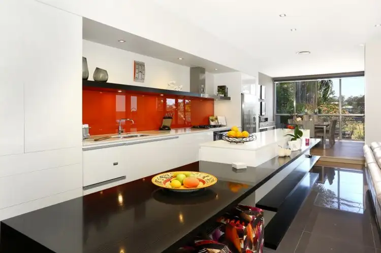 2/3006 Royal Pines Resort, Benowa QLD 4217