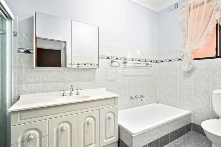 Fourth view of Homely house listing, 5/2-4 Carnarvon Street, Carlton NSW 2218